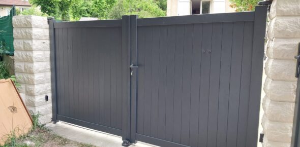 Portail deux vantaux aluminium